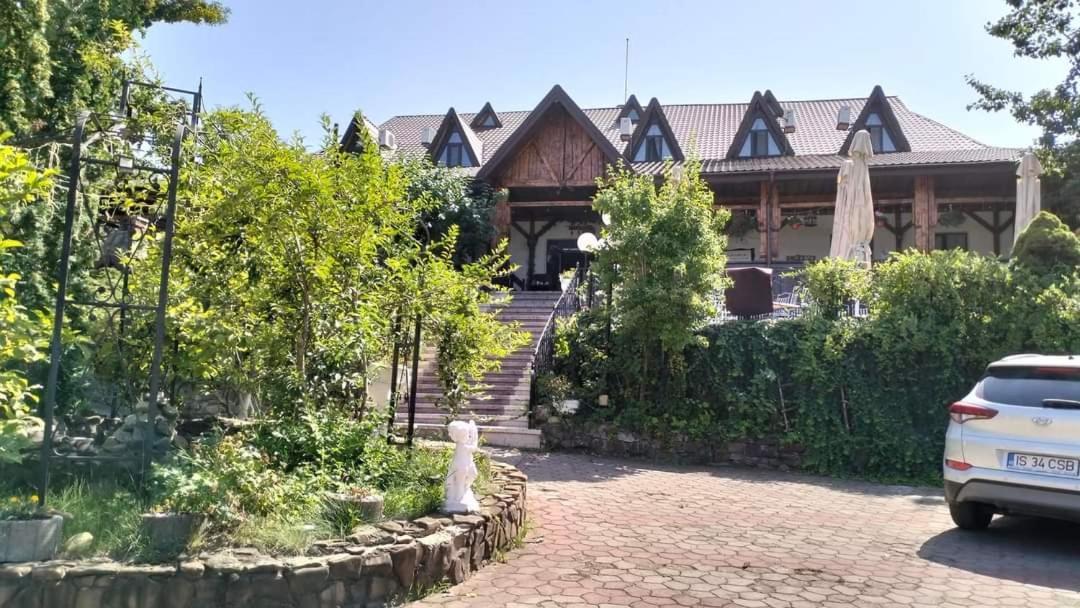 Casa Boiereasca Hotel Iasi Exterior photo